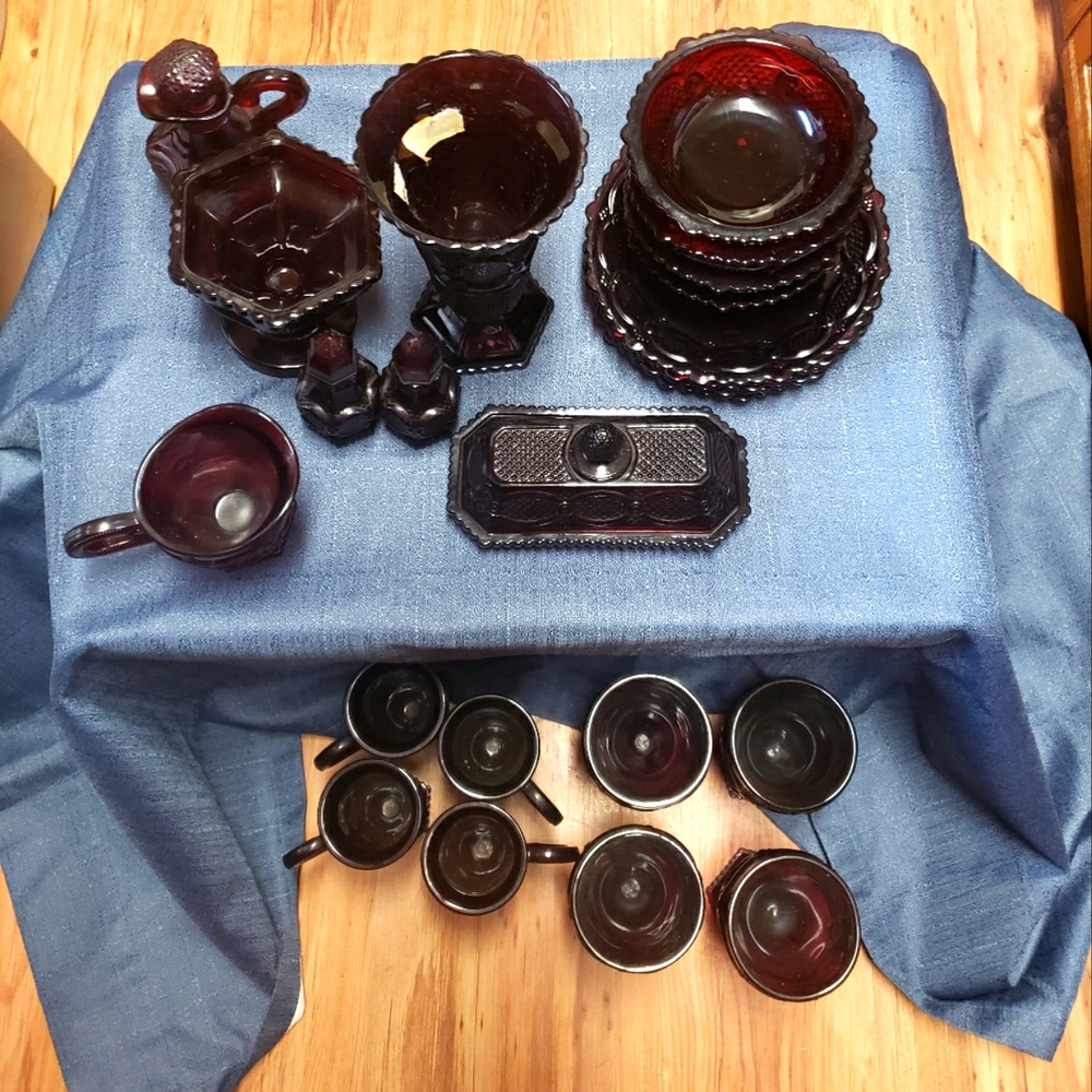 Avon Cape Cod dinning set